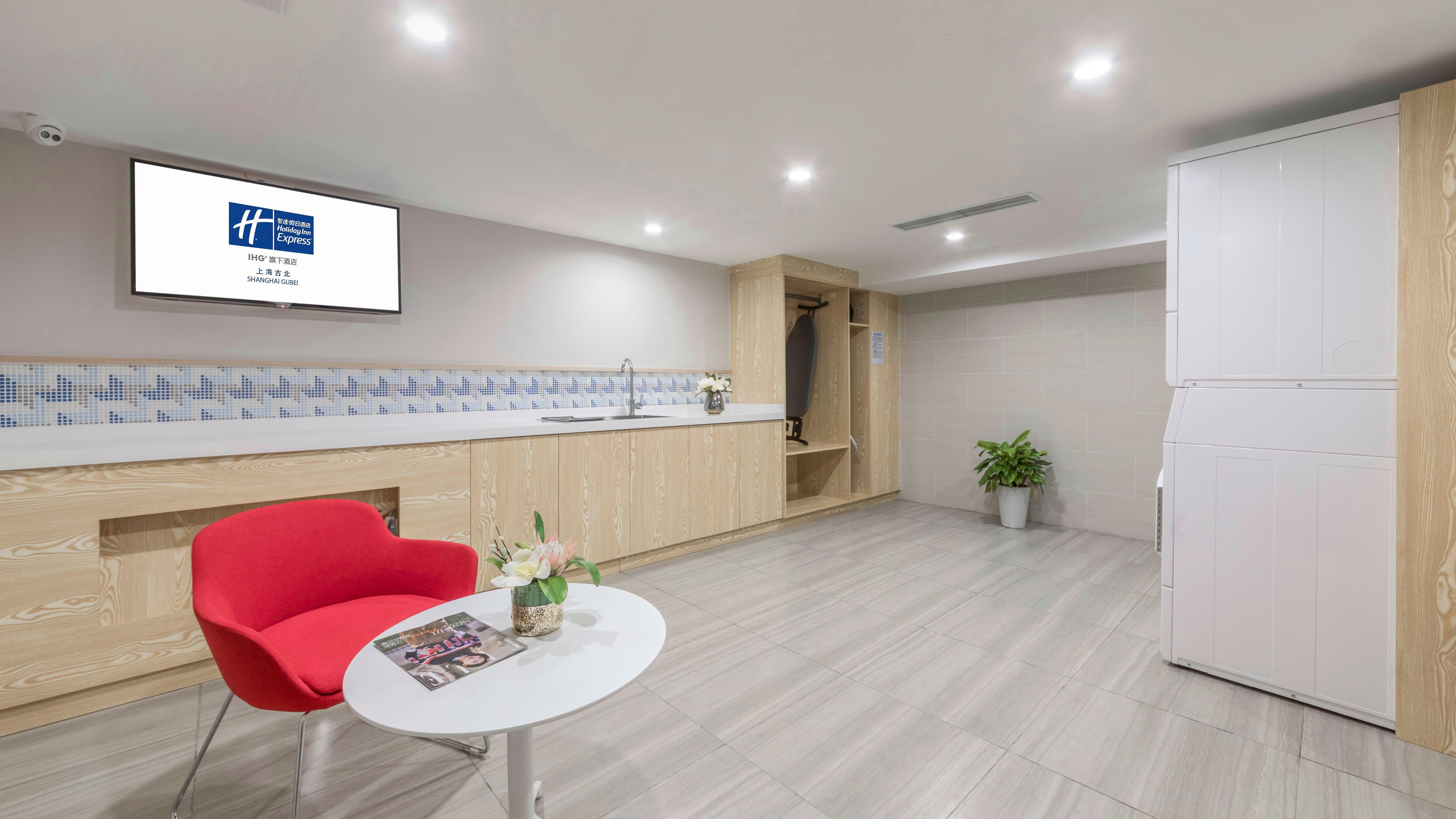 Holiday Inn Express Shanghai Gubei By Ihg Exterior foto